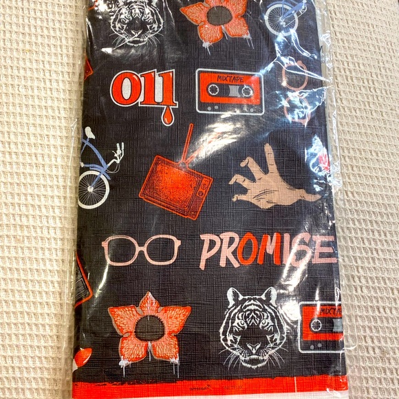 Netflix Stranger Things lot - Picture 4 of 7